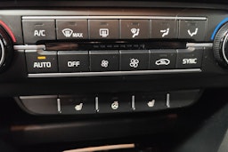 harmaa Kia XCeed 2022 kuva 16.