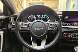 musta Kia XCeed 2022 kuva 20.