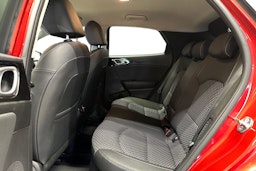 punainen Kia XCeed 2023 kuva 10.