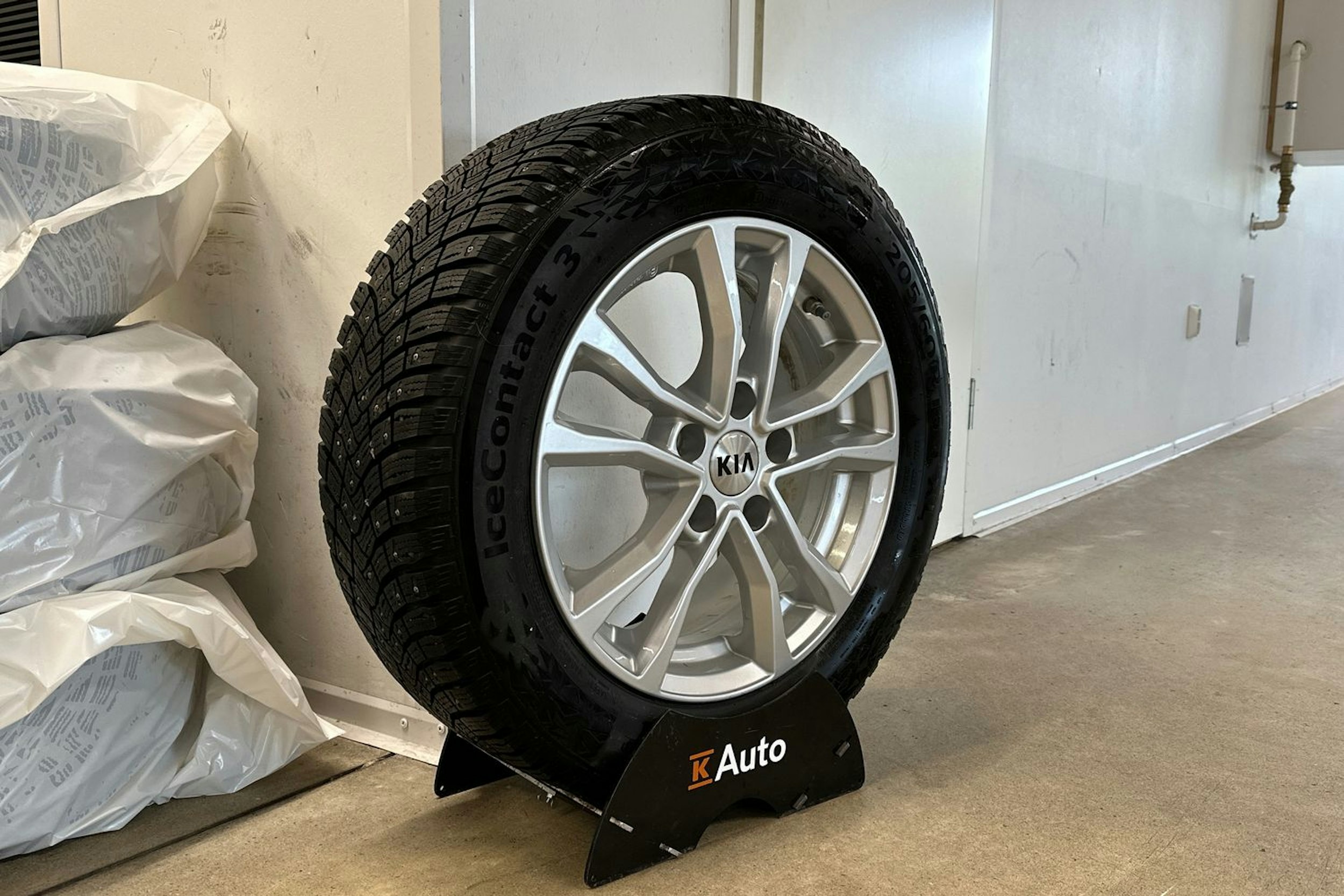 punainen Kia XCeed 2023 kuva 13.
