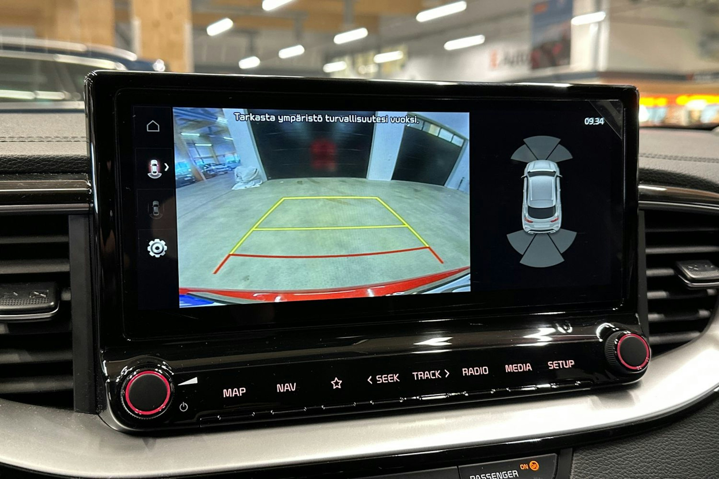 punainen Kia XCeed 2023 kuva 19.