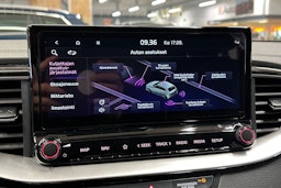 punainen Kia XCeed 2023 kuva 22.