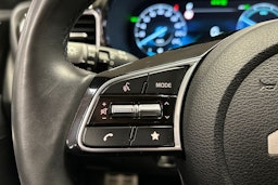 punainen Kia XCeed 2023 kuva 27.