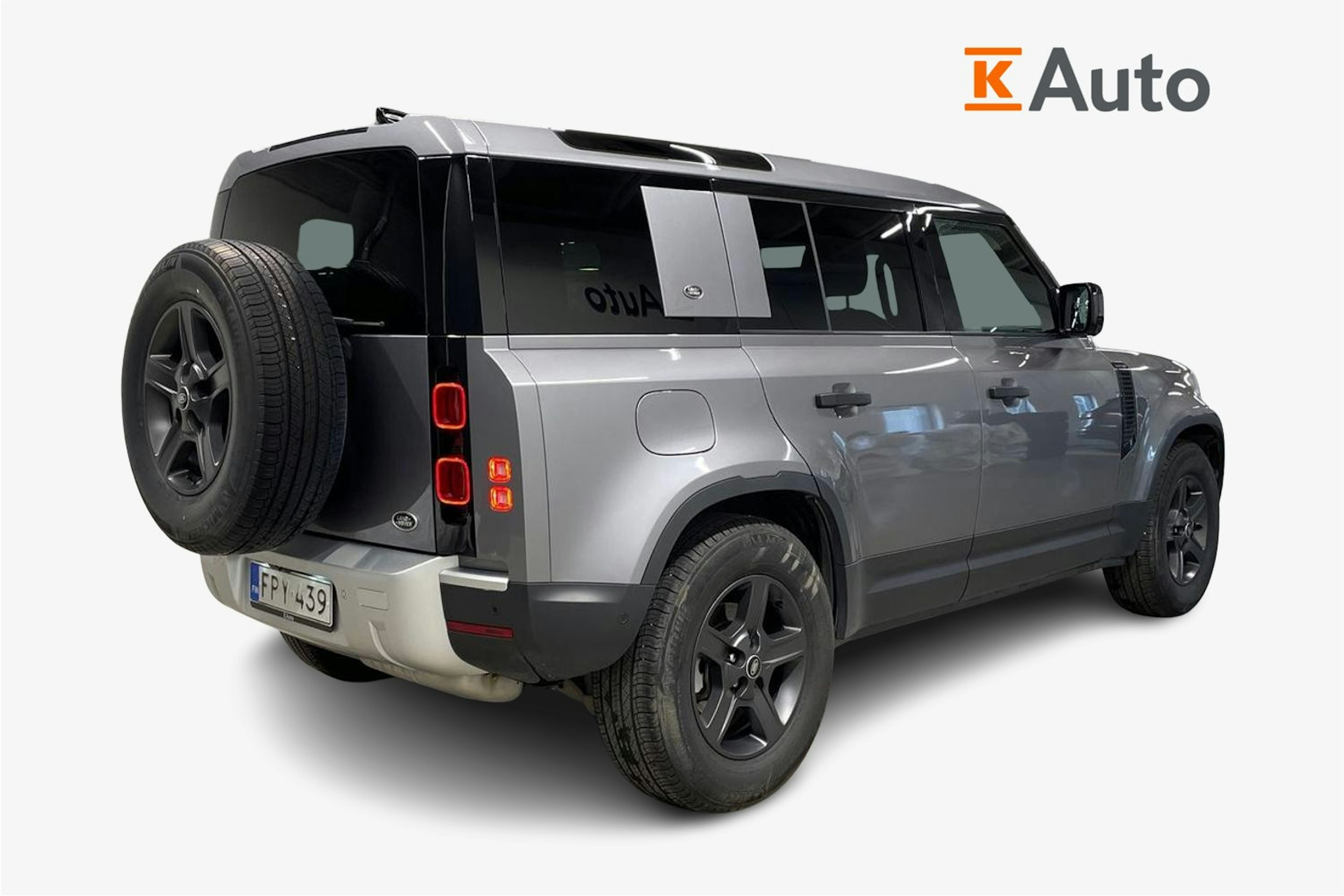 harmaa Land Rover Defender 2021 kuva 2.