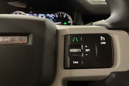 harmaa Land Rover Defender 2021 kuva 27.