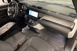 harmaa Land Rover Defender 2021 kuva 30.