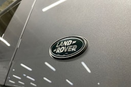 harmaa Land Rover Defender 2021 kuva 33.