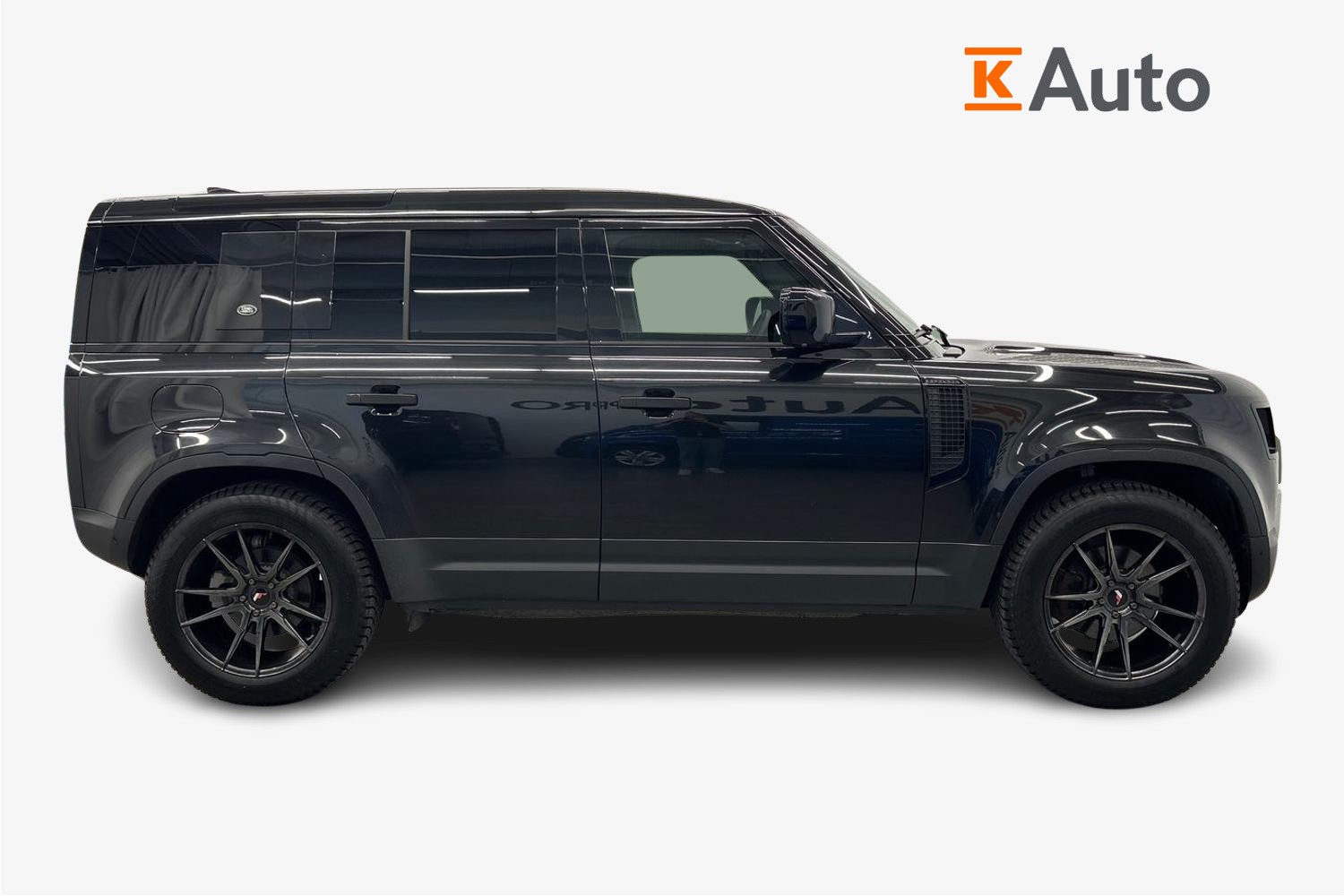 Land Rover Defender 110 D200 MHEV 22MY 2022, kuva 5/27