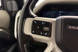 vihreä Land Rover Defender 2021 kuva 19.