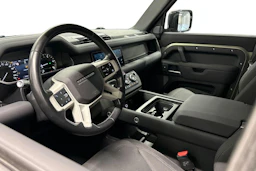 vihreä Land Rover Defender 2022 kuva 8.