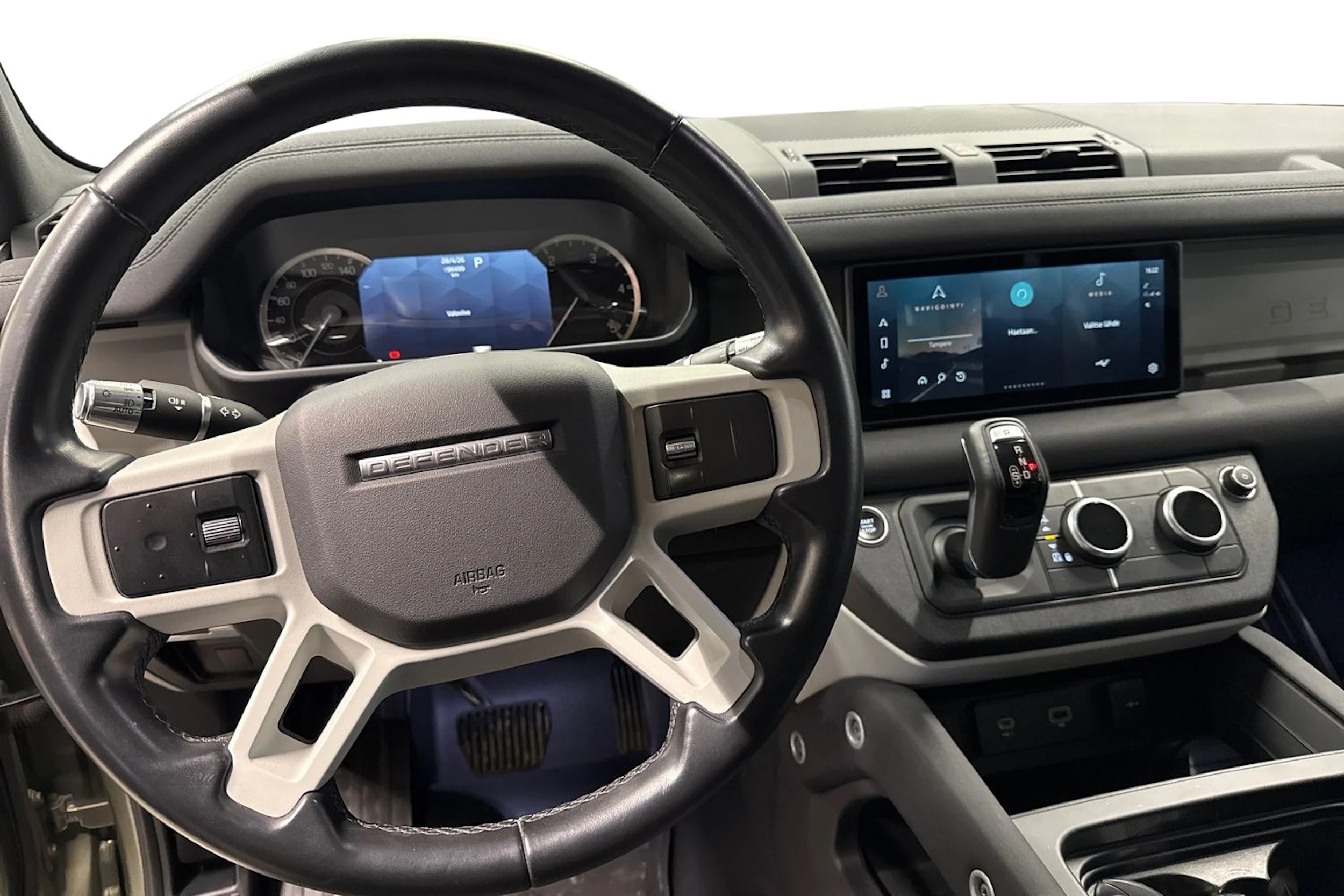 vihreä Land Rover Defender 2022 kuva 9.