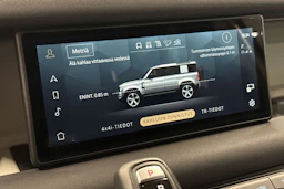 vihreä Land Rover Defender 2022 kuva 25.
