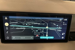 valkoinen Land Rover Defender 2022 kuva 23.