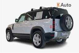 Valkoinen Land Rover Defender 2022 kuva 2.