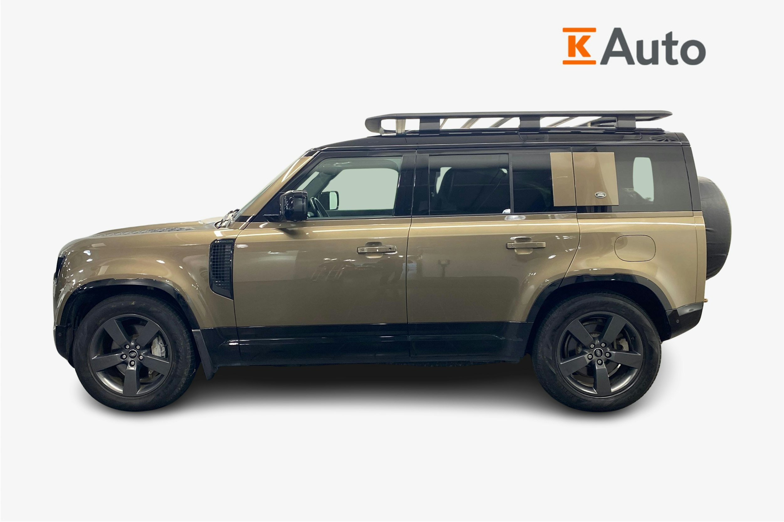 Ruskea (beige) Land Rover Defender 2023 kuva 8.