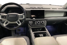 Ruskea (beige) Land Rover Defender 2023 kuva 10.