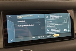 ruskea (beige) Land Rover Defender 2023 kuva 27.