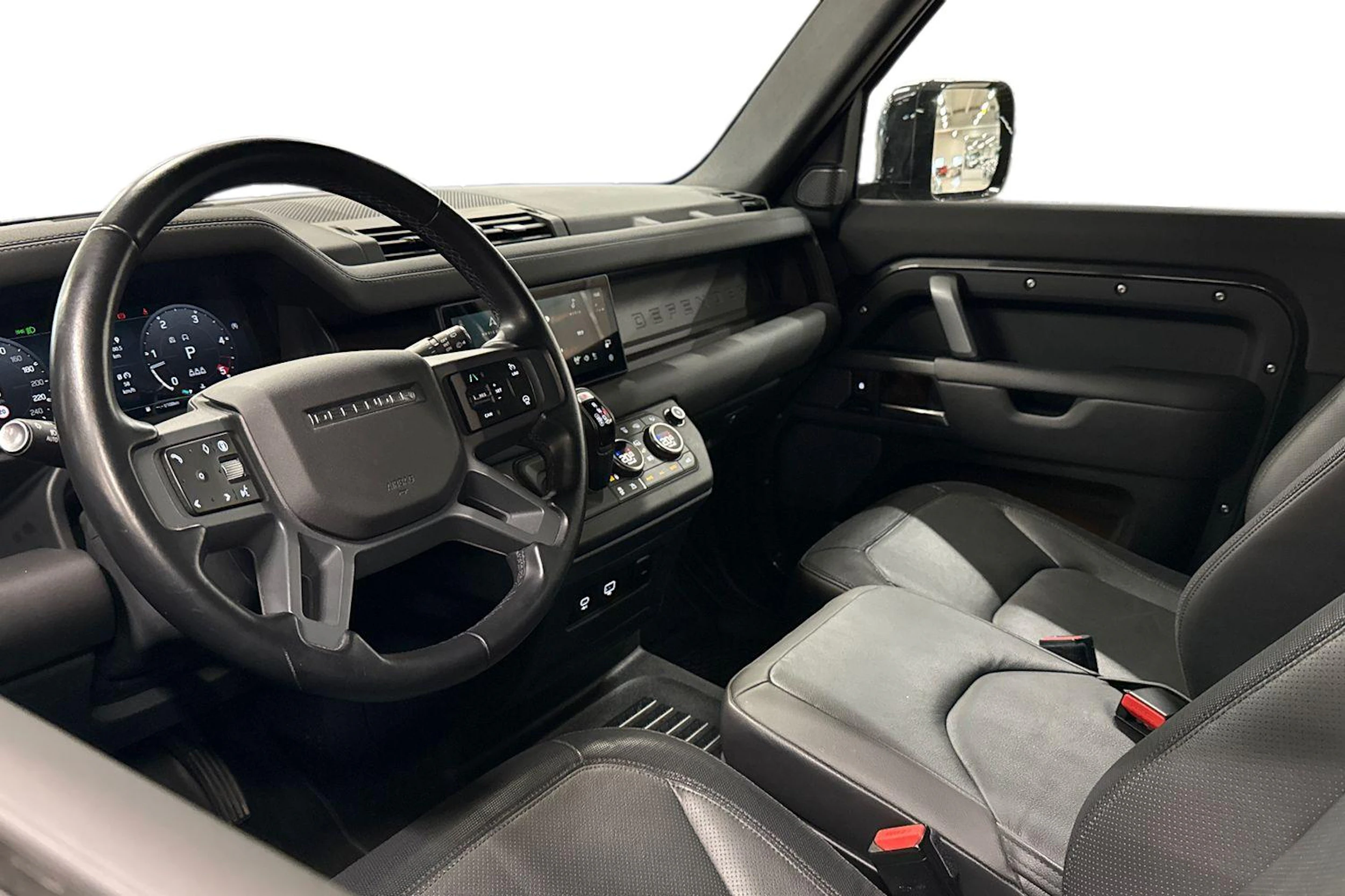 harmaa Land Rover Defender 2024 kuva 8.