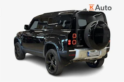musta Land Rover Defender 2024 kuva 2.