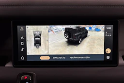 musta Land Rover Defender 2024 kuva 23.