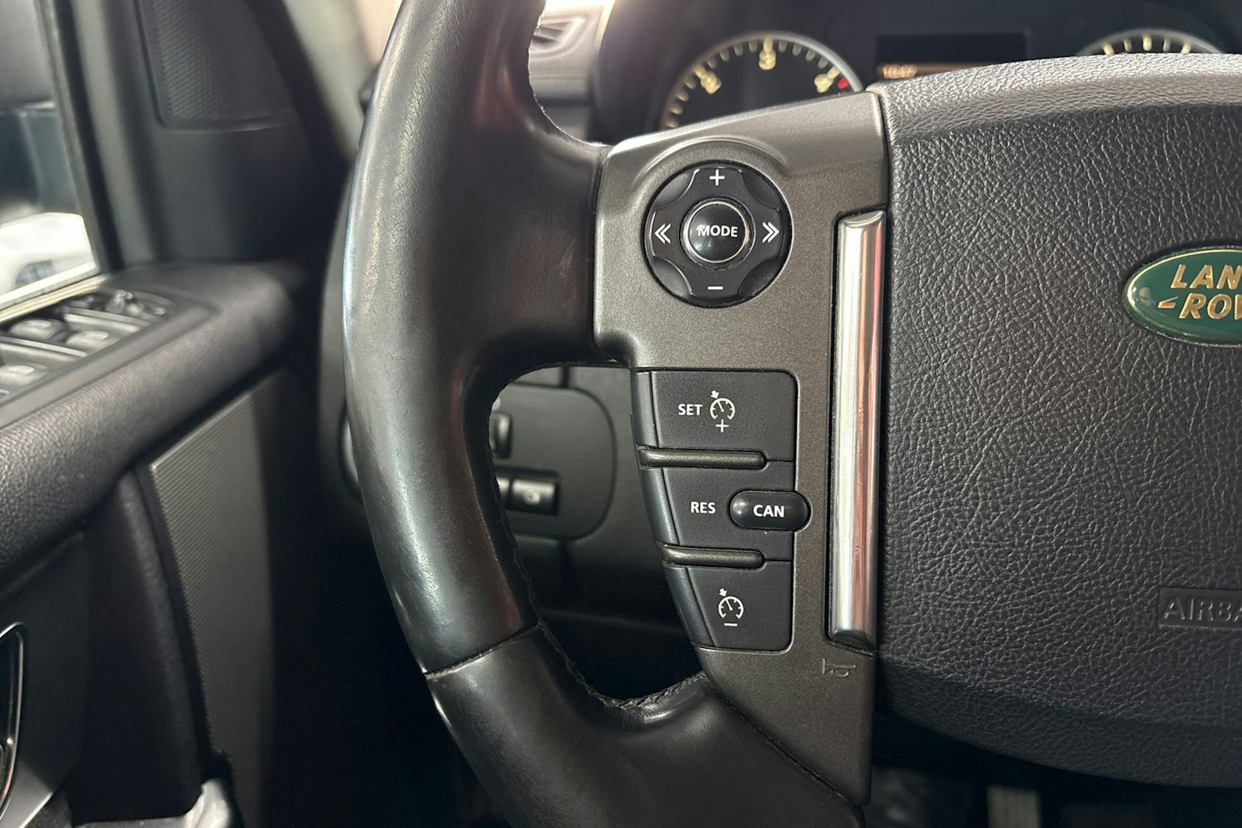 Hopea Land Rover Discovery 2010 kuva 20.