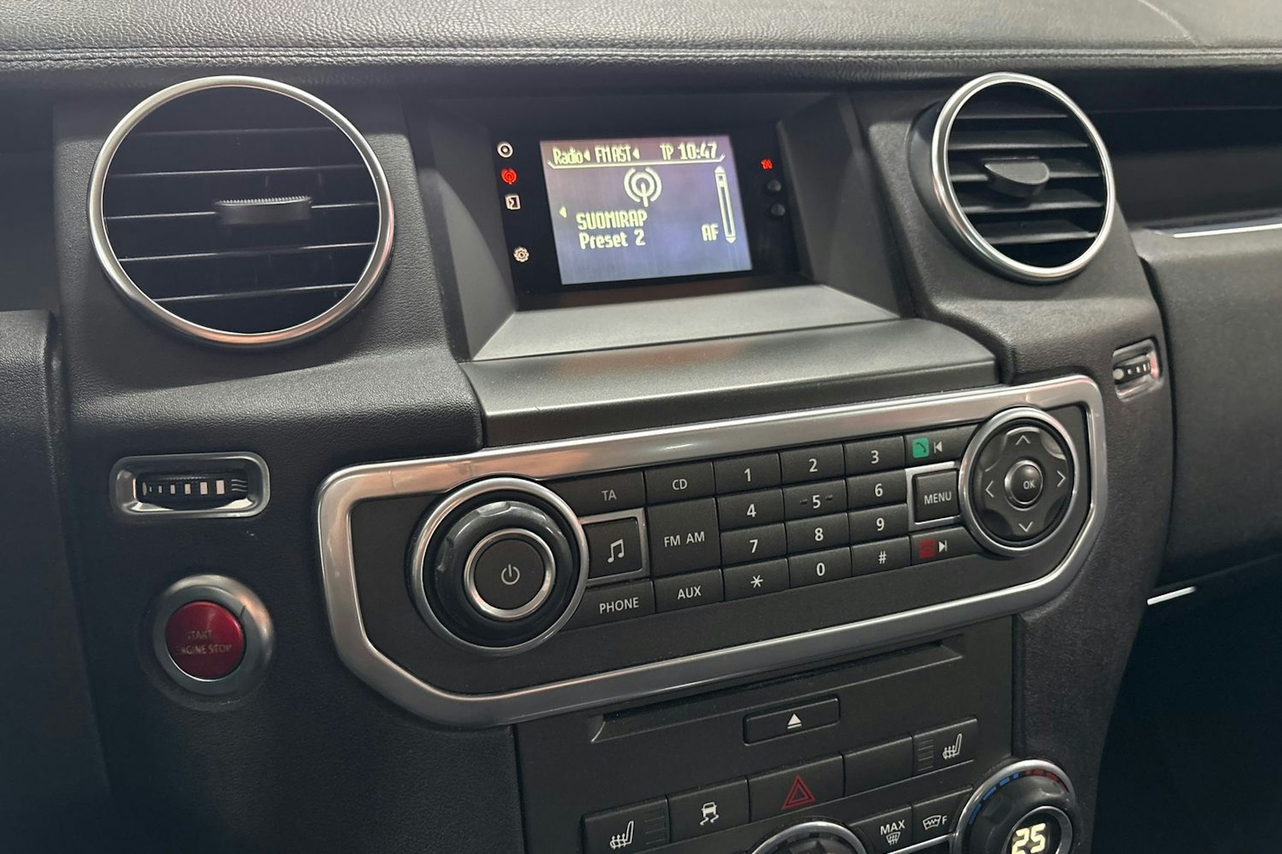 Hopea Land Rover Discovery 2010 kuva 22.