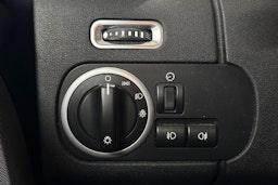 Hopea Land Rover Discovery 2010 kuva 24.