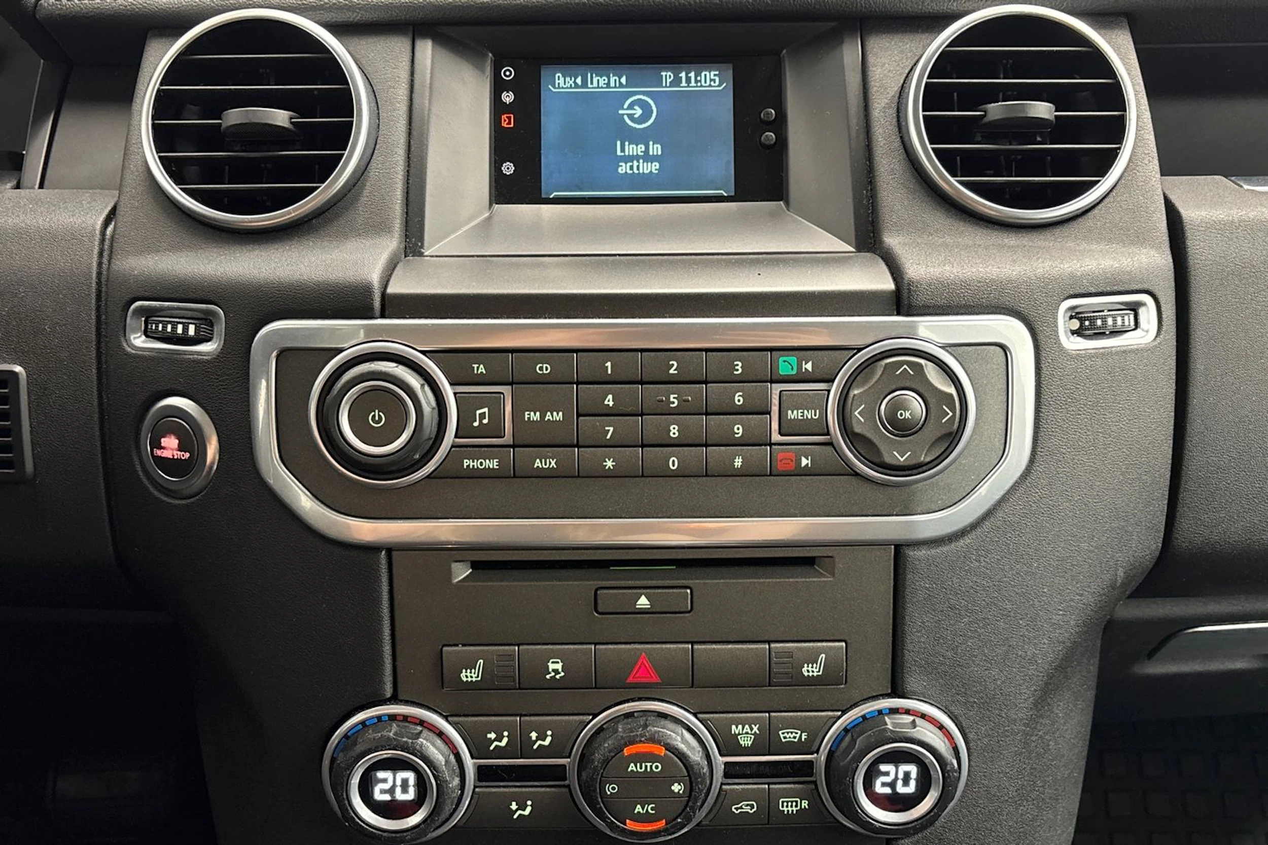 ruskea (beige) Land Rover Discovery 2010 kuva 17.