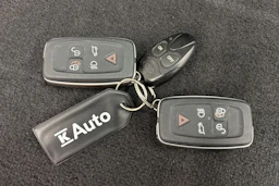 ruskea (beige) Land Rover Discovery 2010 kuva 21.