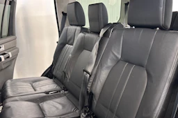 musta Land Rover Discovery 2011 kuva 10.