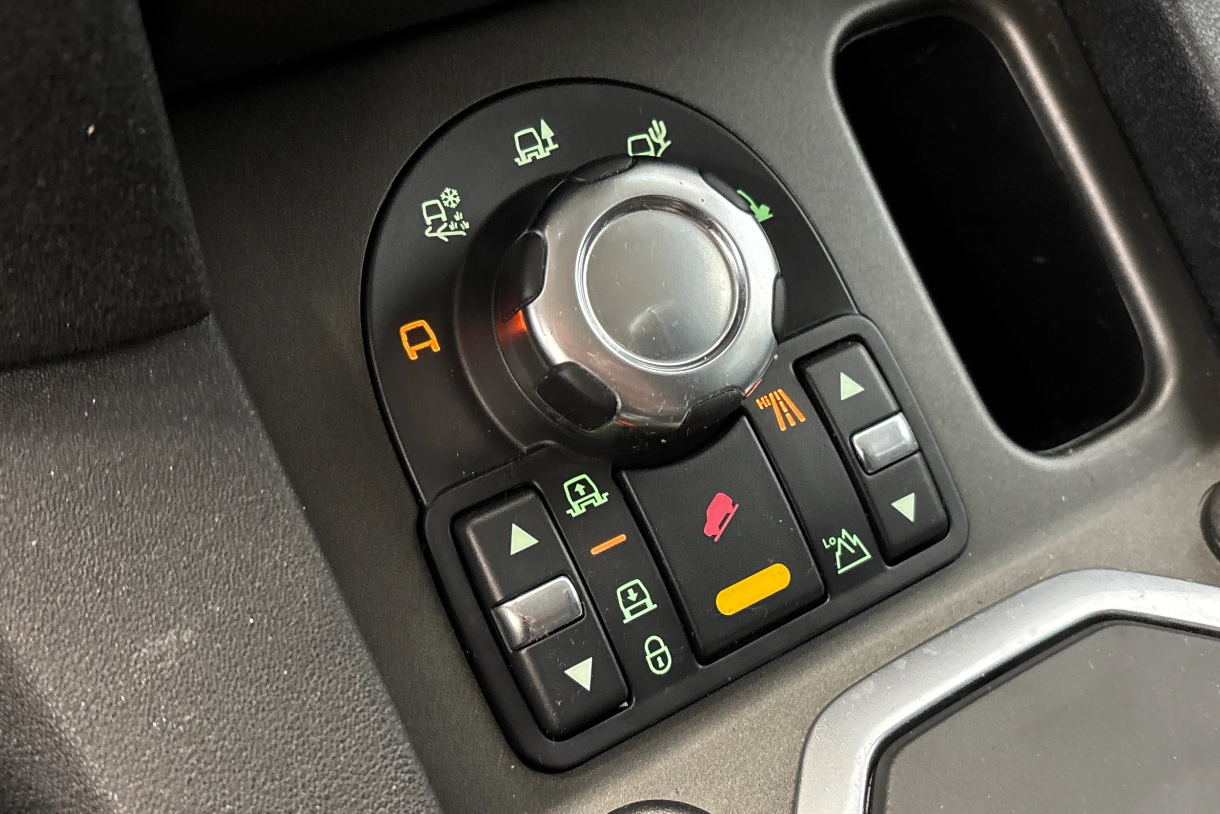 musta Land Rover Discovery 2011 kuva 23.