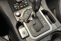 musta Land Rover Discovery 2011 kuva 24.