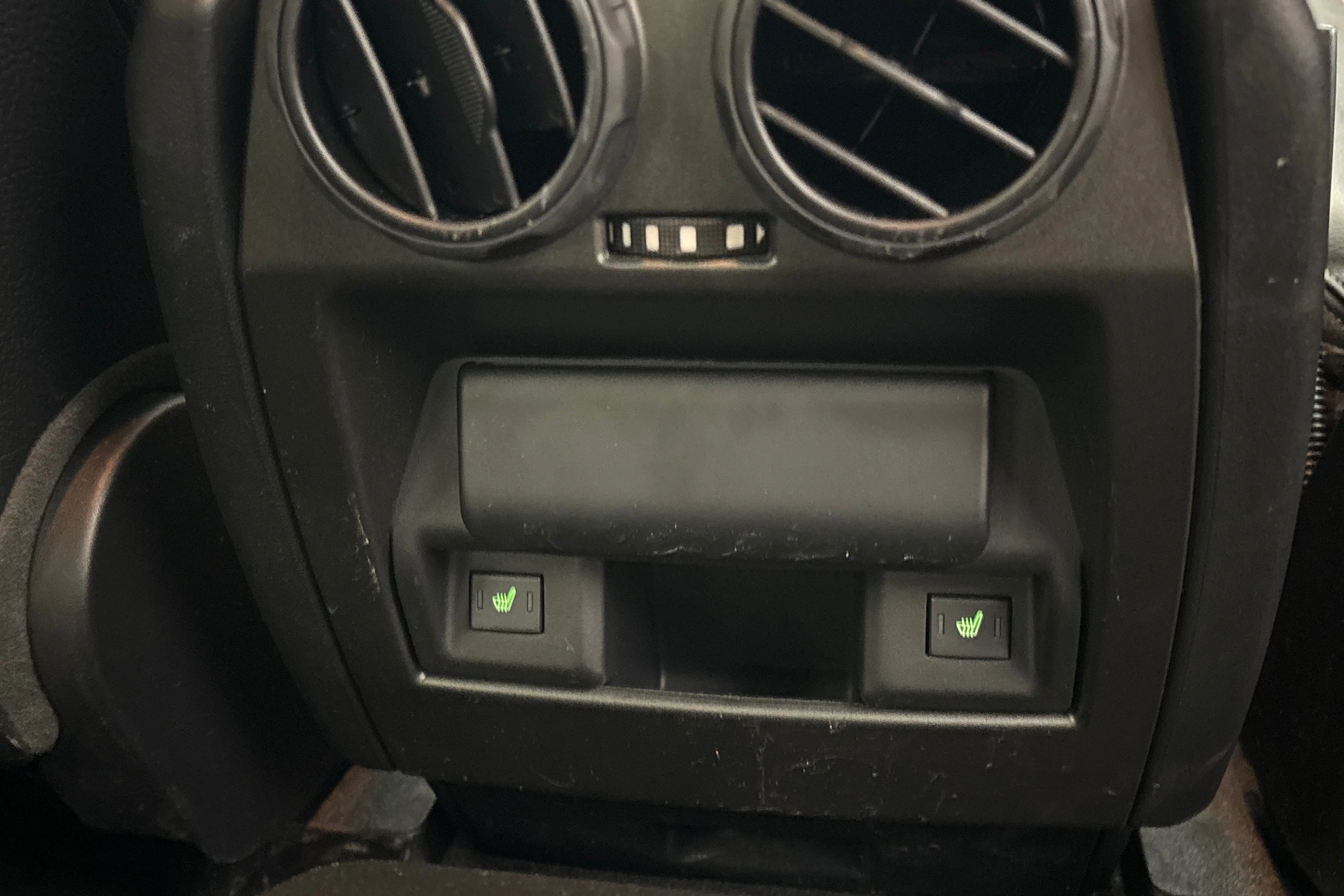 musta Land Rover Discovery 2011 kuva 30.