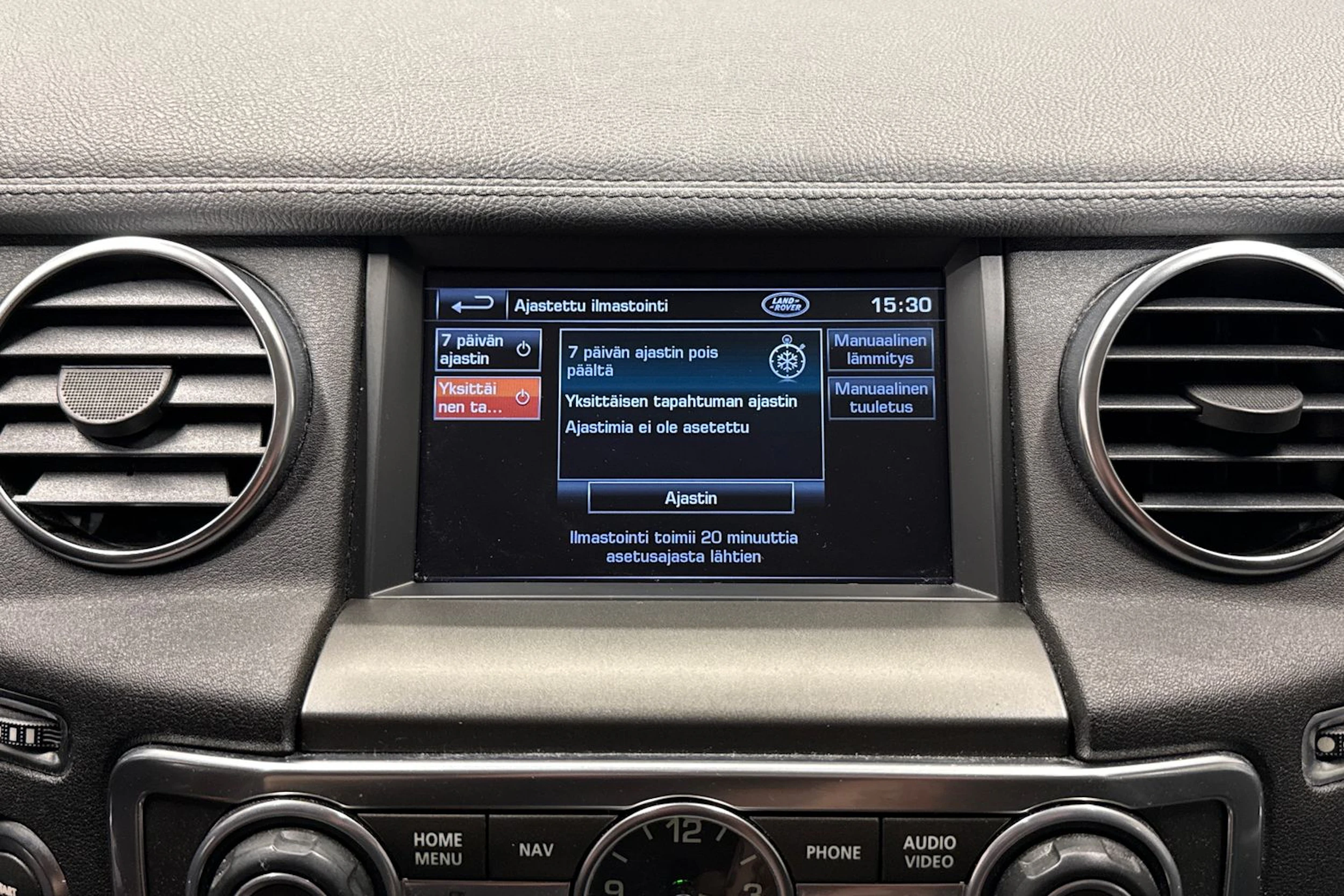 ruskea (beige) Land Rover Discovery 2013 kuva 21.