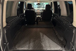 ruskea (beige) Land Rover Discovery 2013 kuva 23.