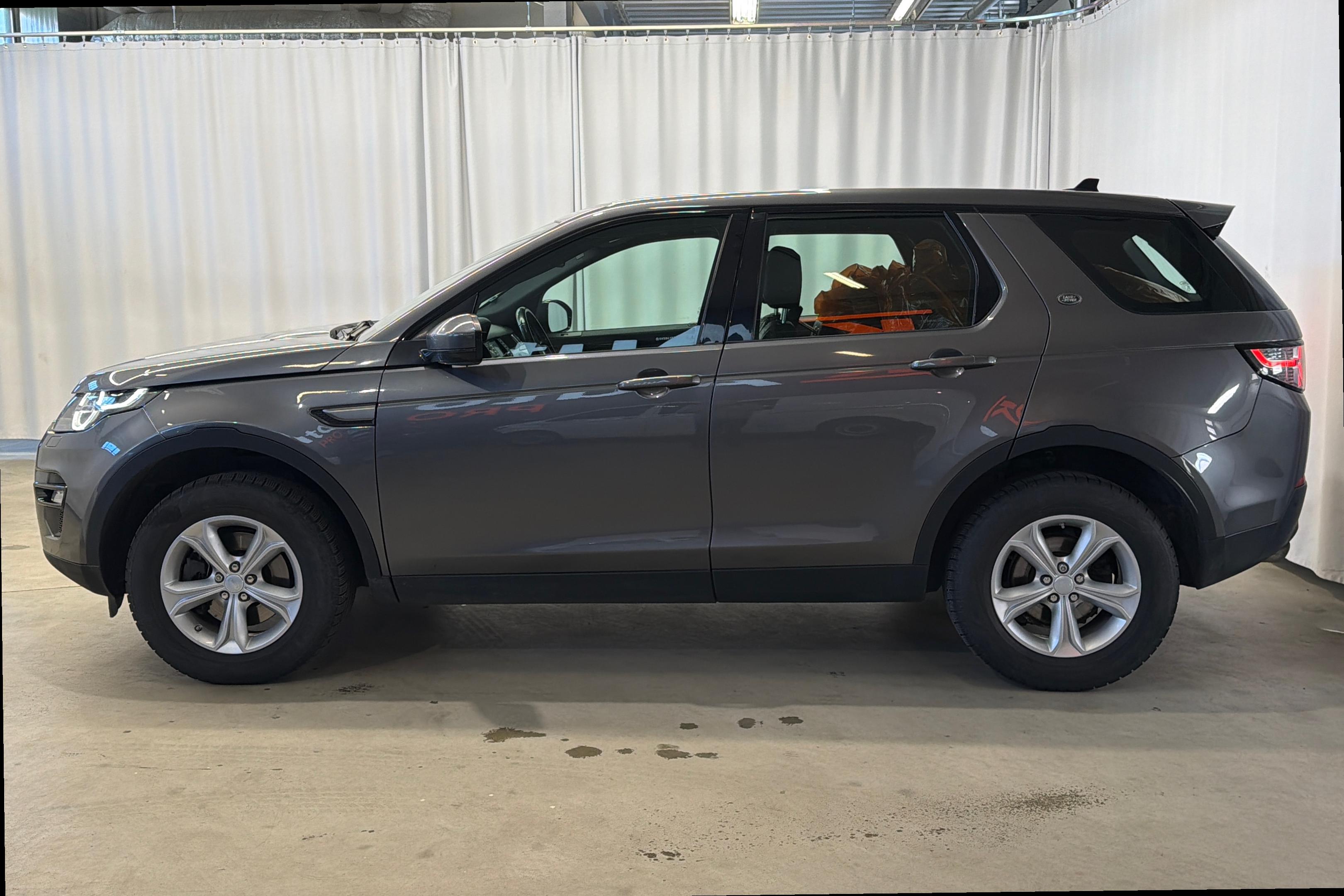 Land Rover Discovery 2016, kuva 6/43