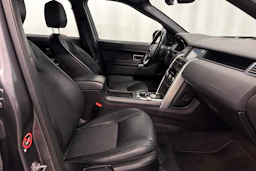 harmaa Land Rover Discovery 2016 kuva 27.