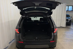 harmaa Land Rover Discovery 2016 kuva 30.
