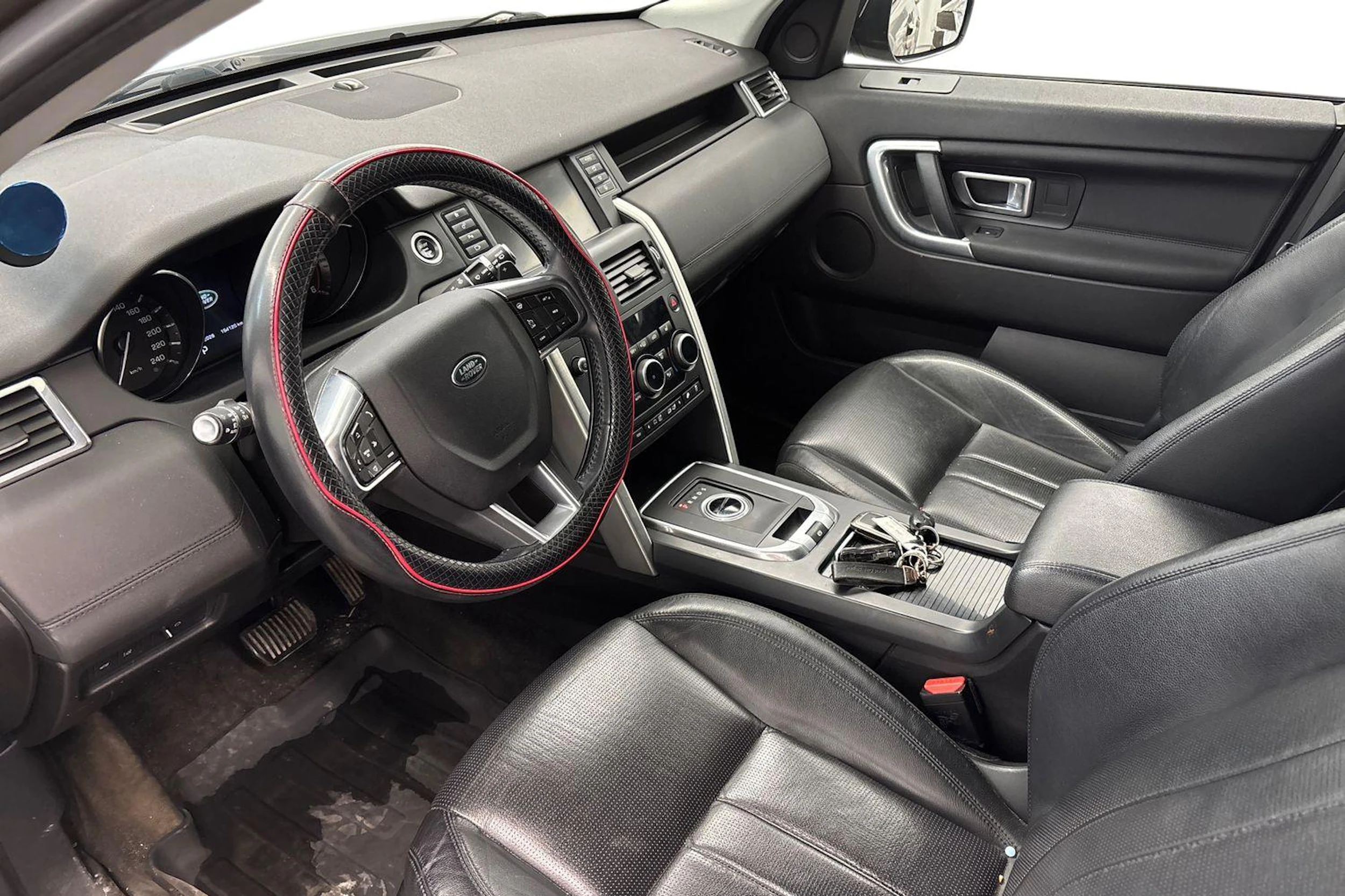 met. harmaa Land Rover Discovery Sport 2016 kuva 6.