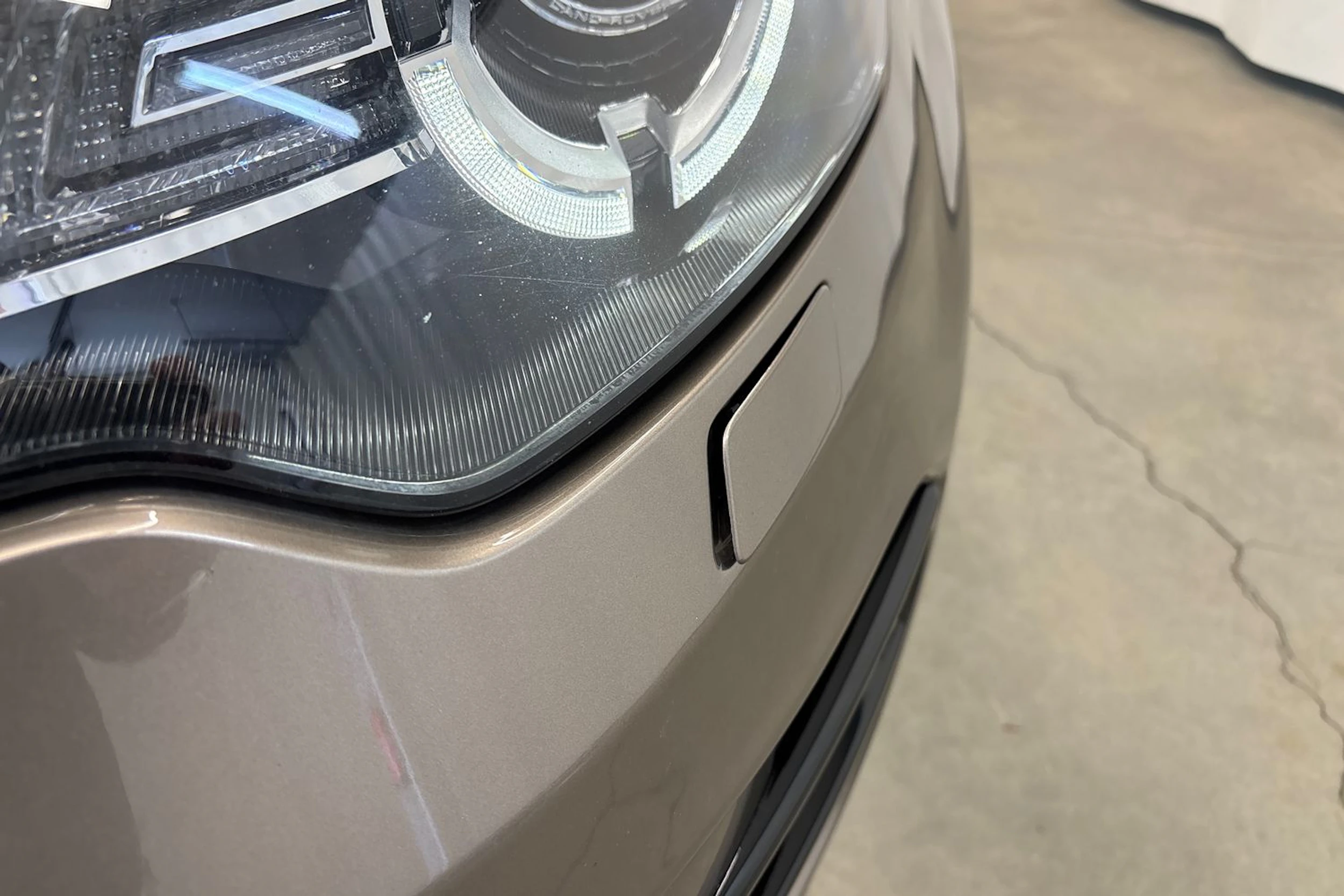 met. harmaa Land Rover Discovery Sport 2016 kuva 13.