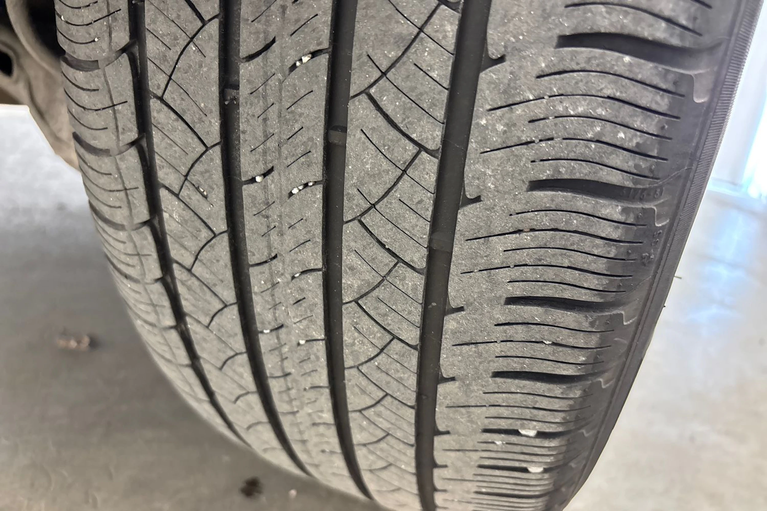 met. harmaa Land Rover Discovery Sport 2016 kuva 20.