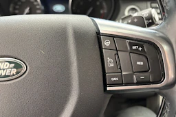 met. harmaa Land Rover Discovery Sport 2016 kuva 36.