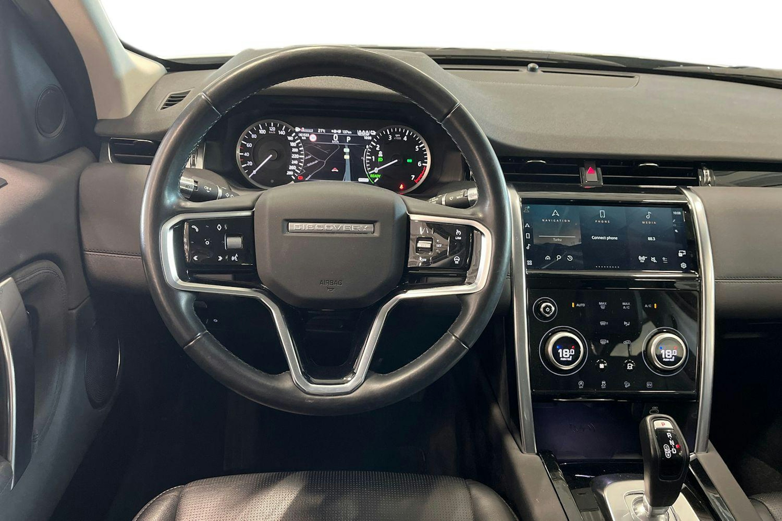 valkoinen Land Rover Discovery Sport 2021 kuva 7.