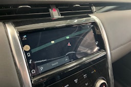 valkoinen Land Rover Discovery Sport 2021 kuva 18.