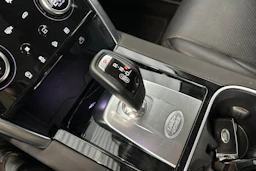 valkoinen Land Rover Discovery Sport 2021 kuva 33.
