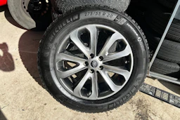 musta Land Rover Range Rover 2014 kuva 10.