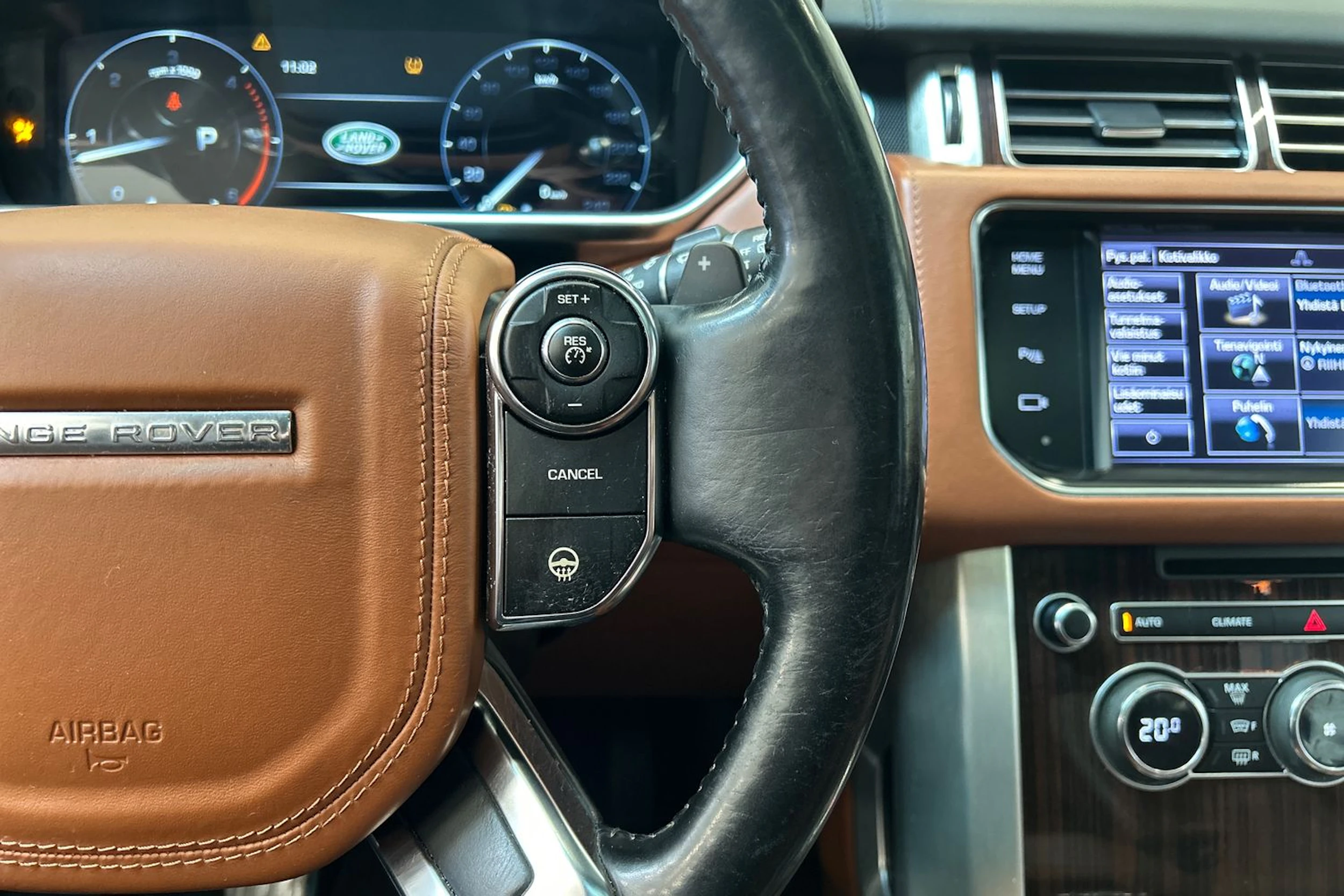 musta Land Rover Range Rover 2014 kuva 14.