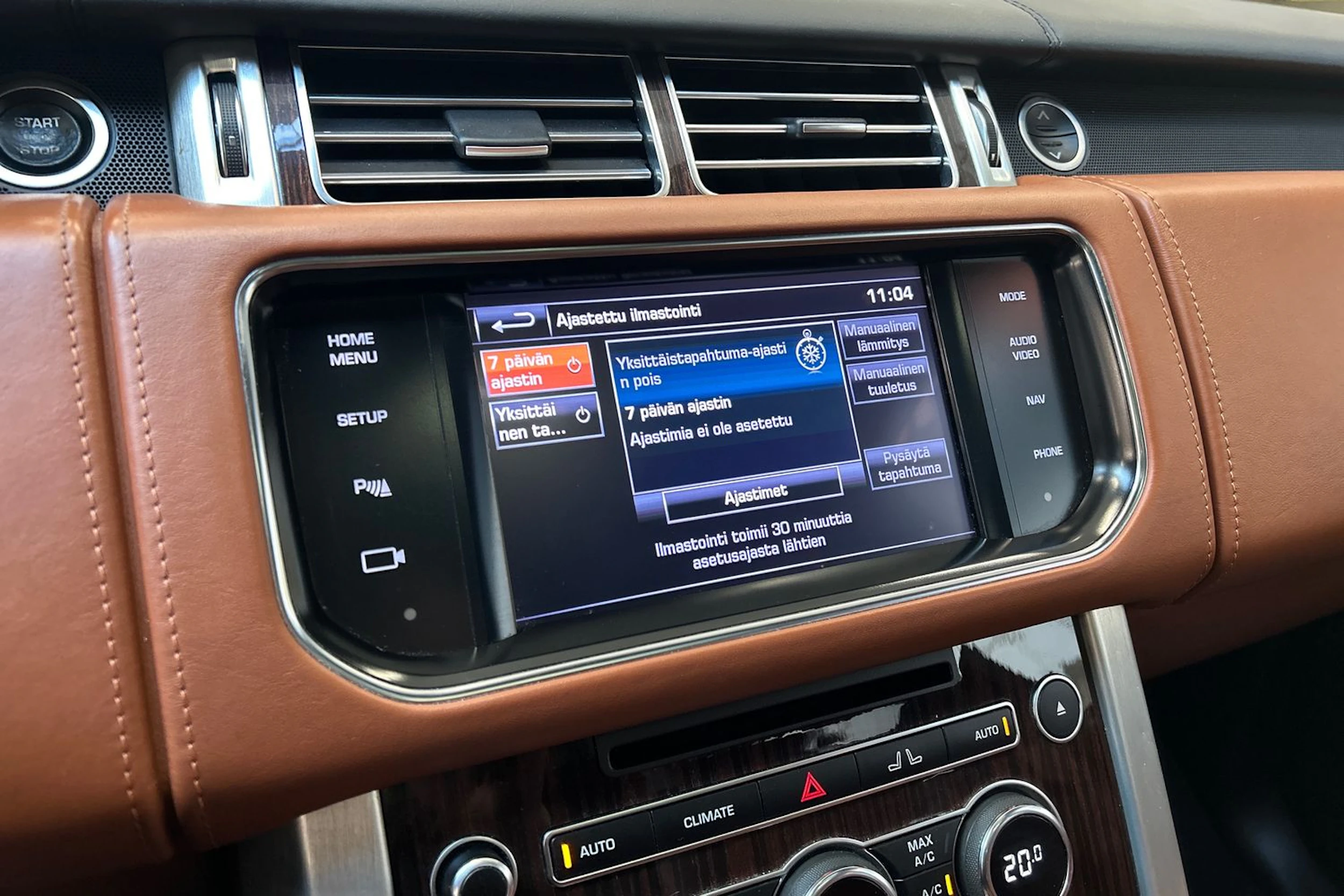 musta Land Rover Range Rover 2014 kuva 17.