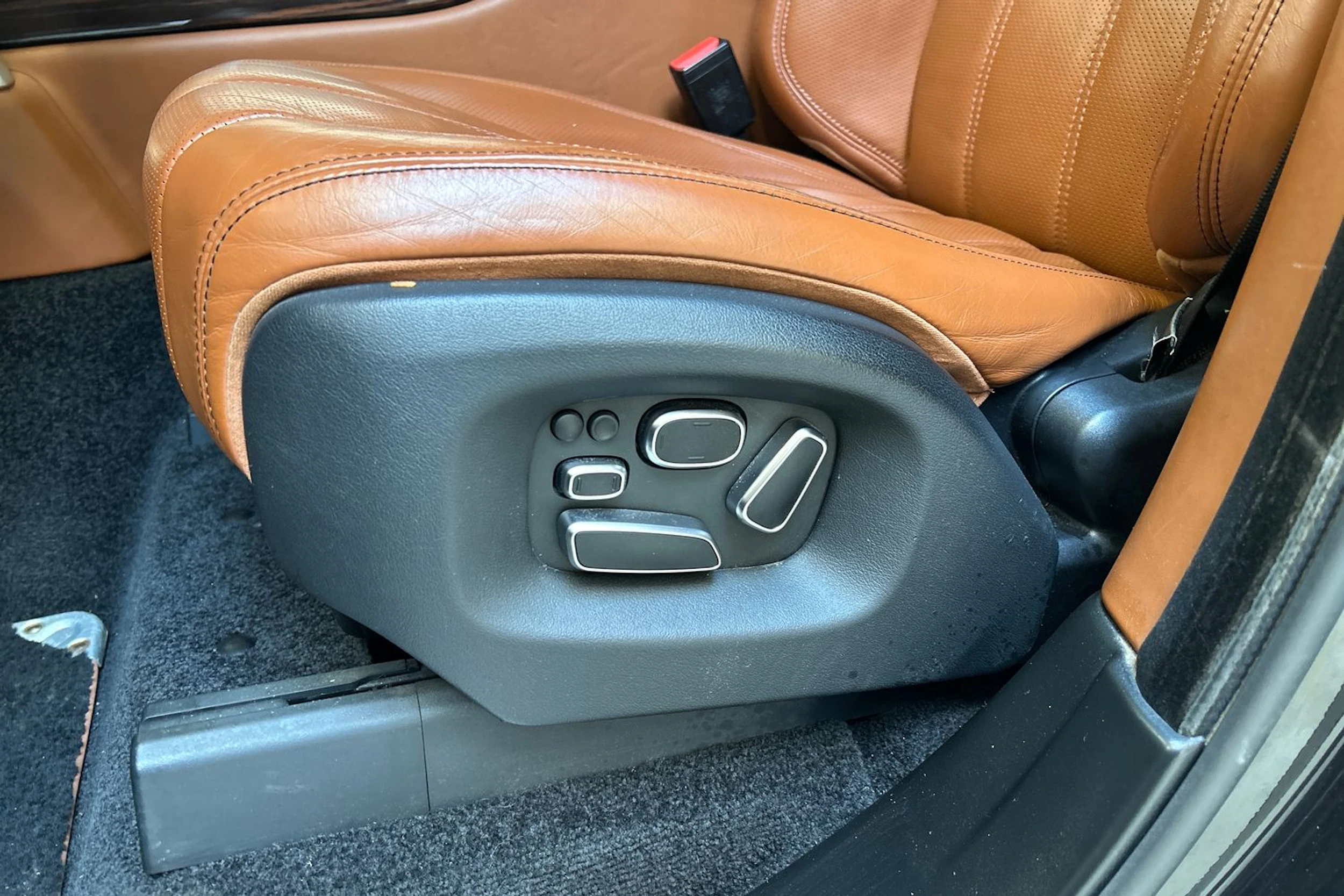 musta Land Rover Range Rover 2014 kuva 21.