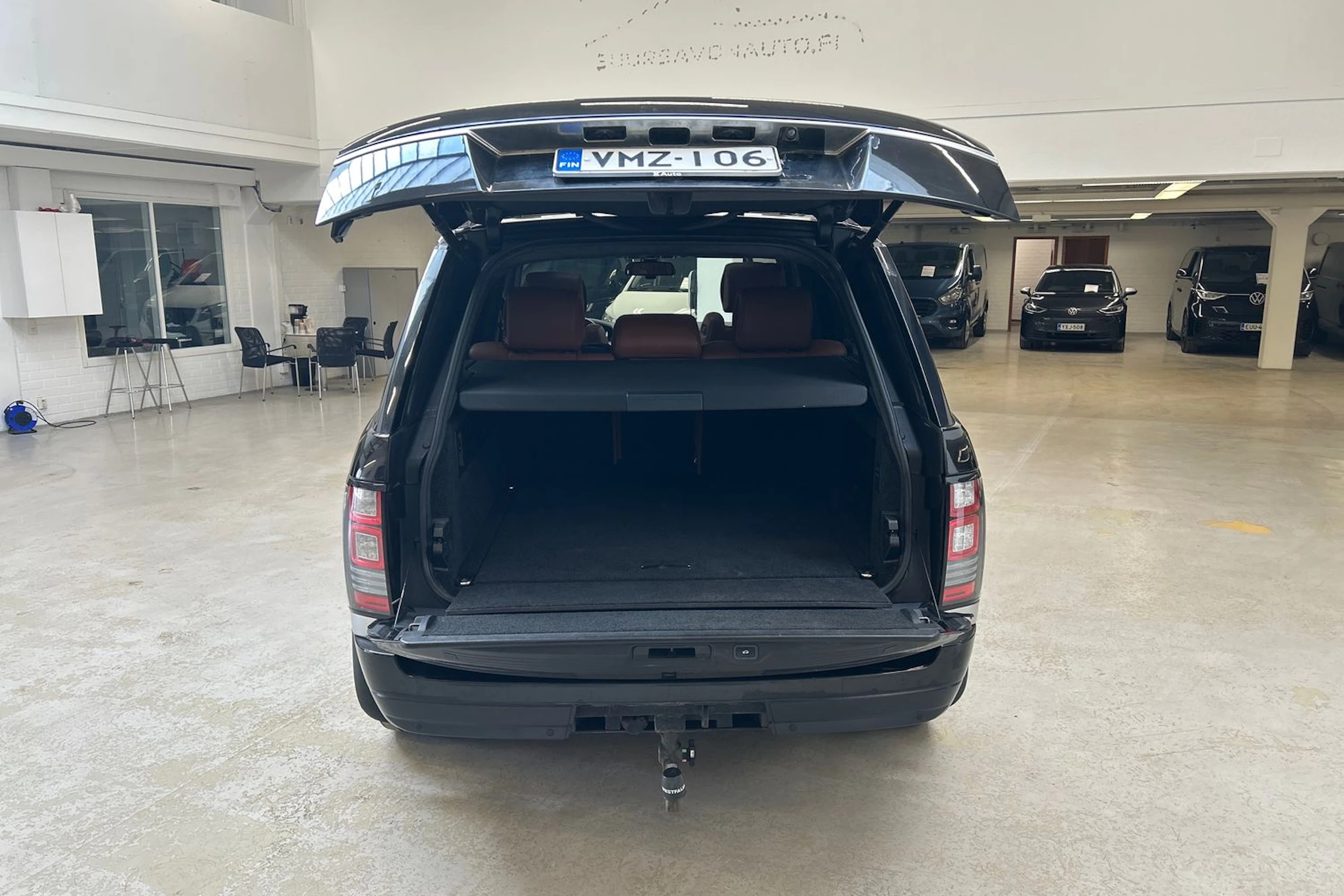 musta Land Rover Range Rover 2014 kuva 24.